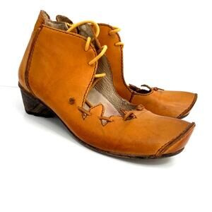 Rovers Crust Costa lace-up pumps